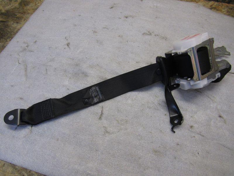 ремень безопасности Toyota RAV4 5 поколение (XA50) 2020, 2.5 л., гибрид, 7Y1610P - фото №1