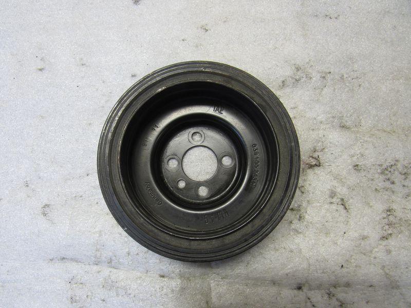 шкив коленвала Volkswagen Passat B7 2014, 2.0 л., дизель, 038105243M - фото №1