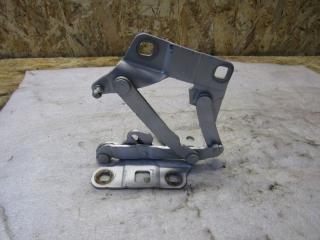 петля капота левая Mercedes-Benz M-Класс W166 2012, 1668800028