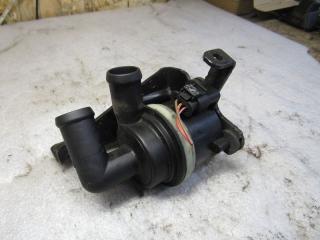 насос антифриза дополнительный Volkswagen Golf Plus 2 поколение 2010, 2.0 л., дизель, 5N0965561A