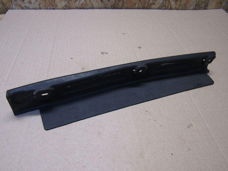 пыльник переднего крыла Mazda CX-5 1 поколение 2013, KD53-56916 - фото №1