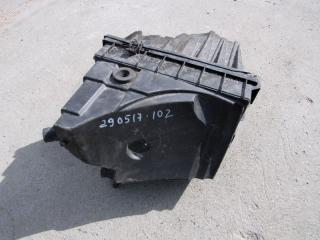 корпус воздушного фильтра Volkswagen Multivan T5 2003, 7H0129601