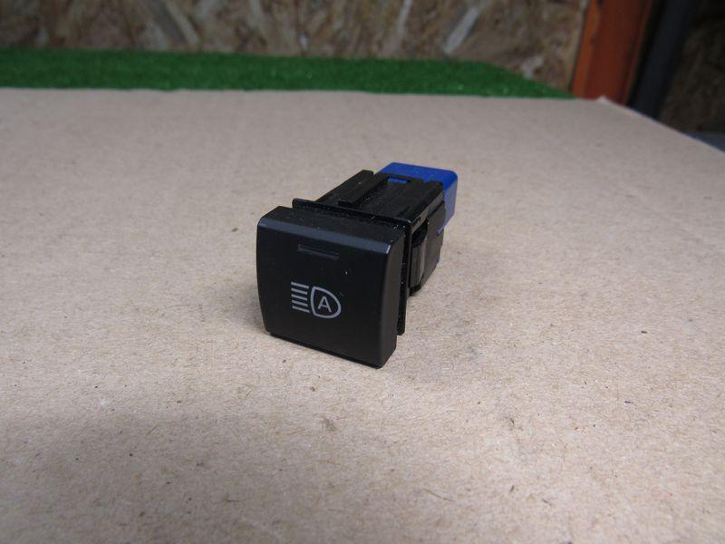 переключатель света Toyota RAV4 5 поколение (XA50) 2019 - фото №1