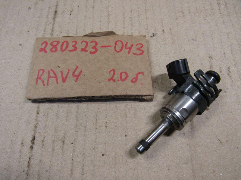 форсунка Toyota RAV4 5 поколение (XA50) 2020, 2.0 л., бензин, 23250-24010 - фото №1