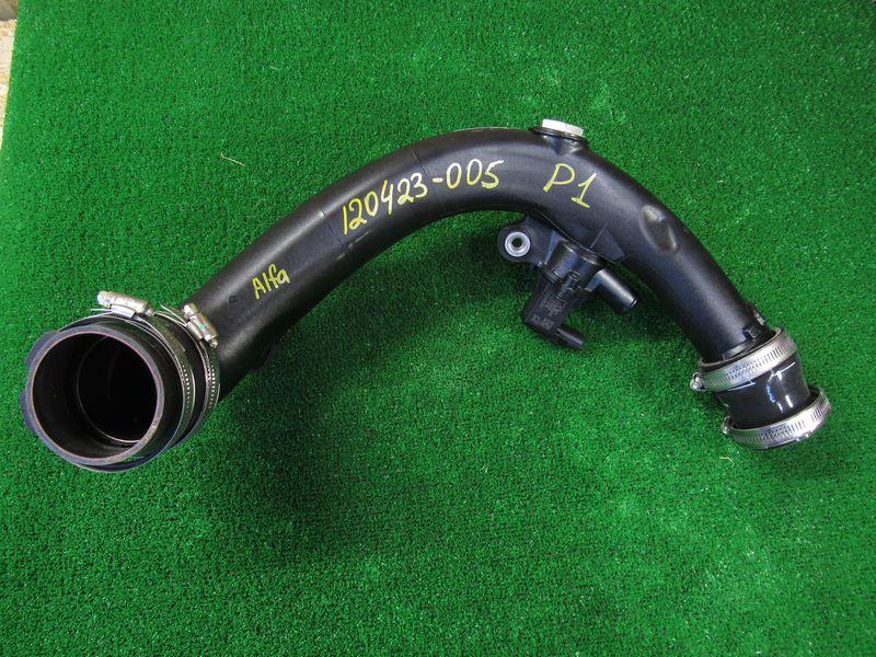 патрубок интеркулера Alfa Romeo Stelvio 1 поколение 2018, 2.0 л., бензин, 00500536260 - фото №1