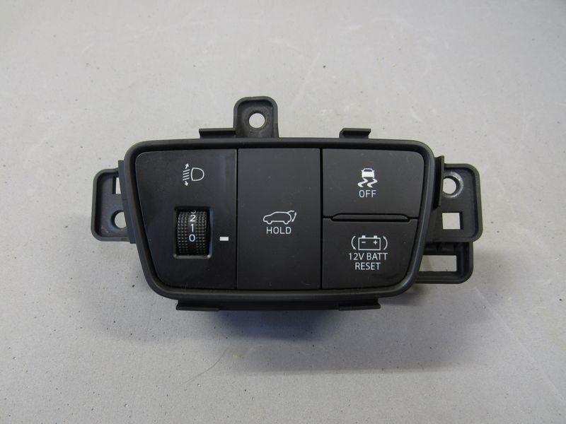 панель управления Hyundai Tucson 4 поколение 2021, 1.6 л., гибрид, 93750CZ000NNB - фото №1