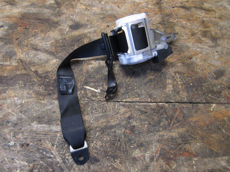 ремень безопасности Toyota RAV4 5 поколение (XA50) 2019, 2.5 л., гибрид - фото №1