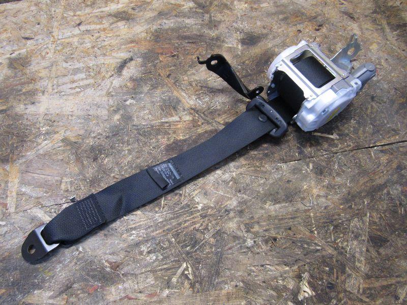 ремень безопасности Toyota RAV4 5 поколение (XA50) 2019, 2.5 л., гибрид - фото №1