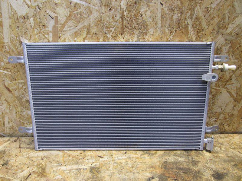 радиатор кондиционера Audi A6 4F/C6 2006, 4F0260401E - фото №1