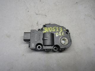 моторчик заслонки печки BMW X5 E70 2009