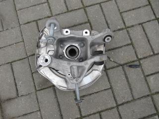 ступица задняя левая BMW 5 серия G30/G31 2016, 2.0 л., B47 D20 A, дизель, 6866337