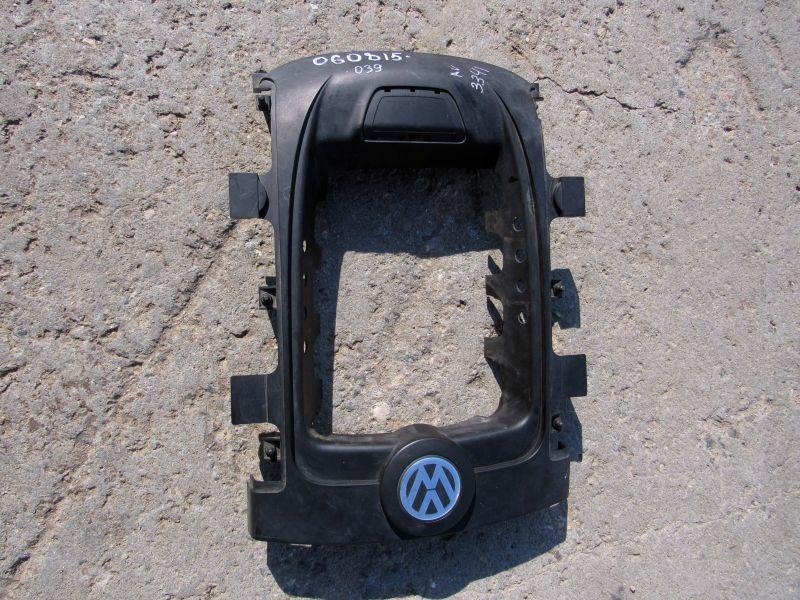 декоративная крышка двигателя Volkswagen Touareg 1 поколение 2002, 7L6103925 - фото №1