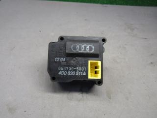 моторчик заслонки печки Audi A8 D2/4D 1996, 4D0820511A