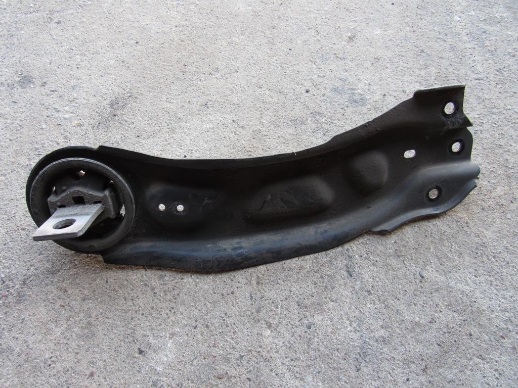 рычаг задний правый Mercedes-Benz GLA-Класс X156 2014, 2463500506 - фото №1