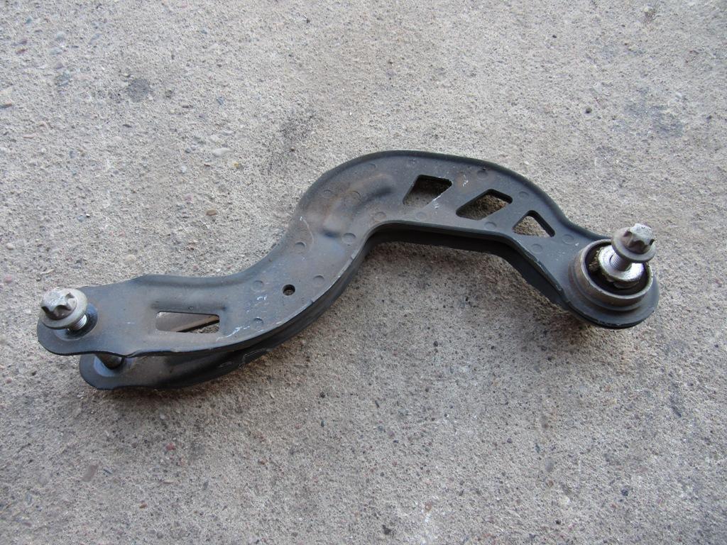 рычаг задний правый Mercedes-Benz GLA-Класс X156 2014, 2463501006 - фото №1