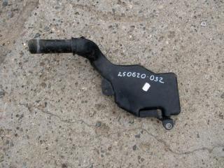 горловина бачка омывателя Audi A4 B8/8K 2009, 8T1955463B