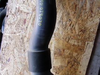 патрубок воздушного фильтра Audi A8 D4/4H 2012, 4.2 л., CDRA, 4H0129615D