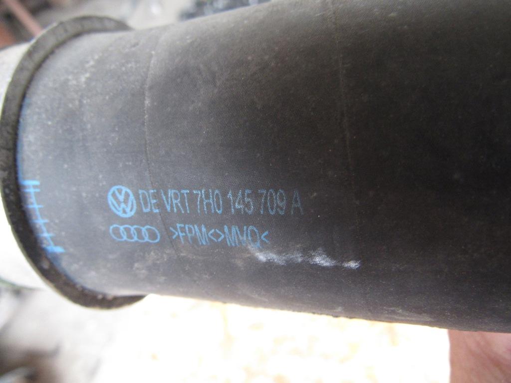 патрубок интеркулера Volkswagen Transporter T5 2003, 7H0145709A - фото №1