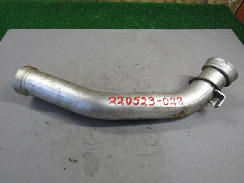 патрубок интеркулера Mercedes-Benz M-Класс W166 2014, 3.0 л., дизель, 6420908437 - фото №1