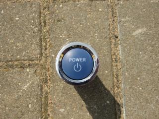 кнопка запуска двигателя Toyota RAV4 5 поколение (XA50) 2021, 2.5 л., гибрид