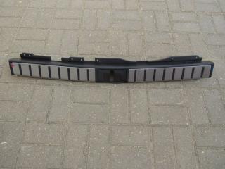 накладка внутренняя на заднюю панель кузова Lexus RX 4 поколение [рестайлинг] 2021, 3.5 л., гибрид, 58387-48090