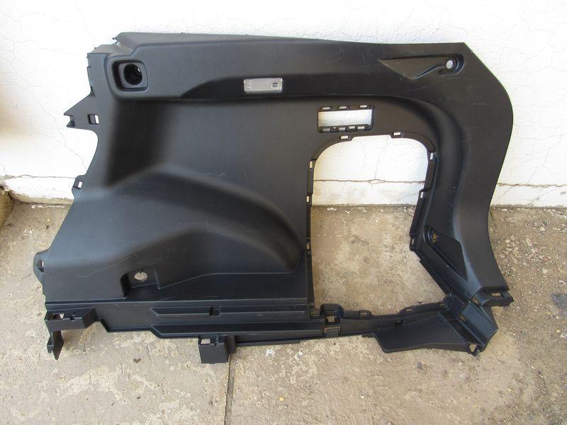 обшивка багажника Toyota RAV4 5 поколение (XA50) 2021, 2.5 л., гибрид, 64730-42150 - фото №1