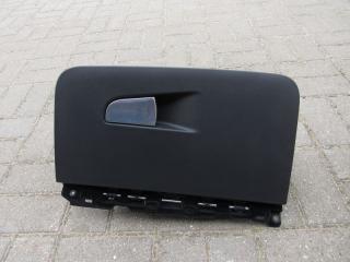 бардачок Toyota RAV4 5 поколение (XA50) 2021, 2.5 л., гибрид