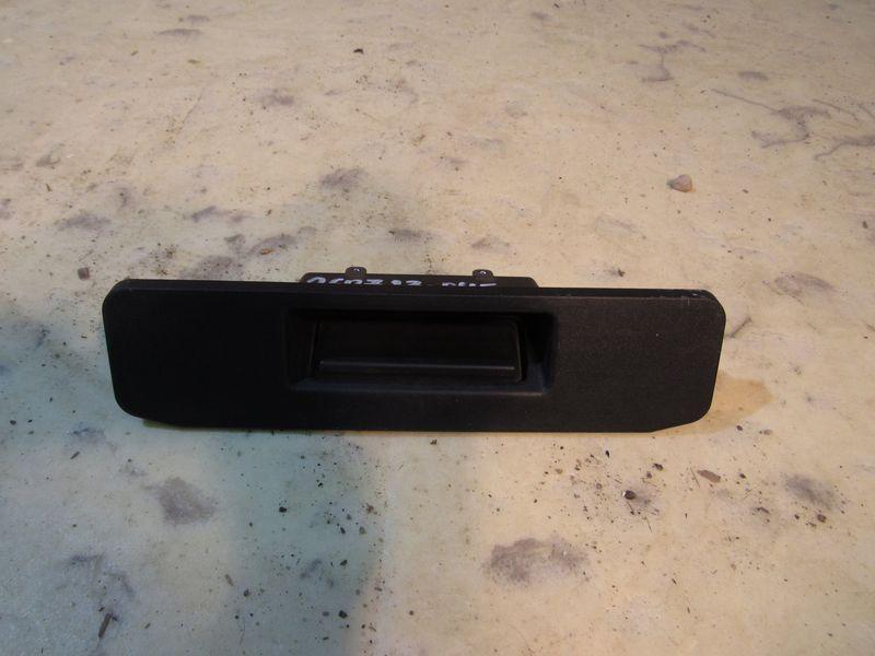 ручка открывания багажника Mercedes-Benz M-Класс W166 2014, 1667500493 - фото №1