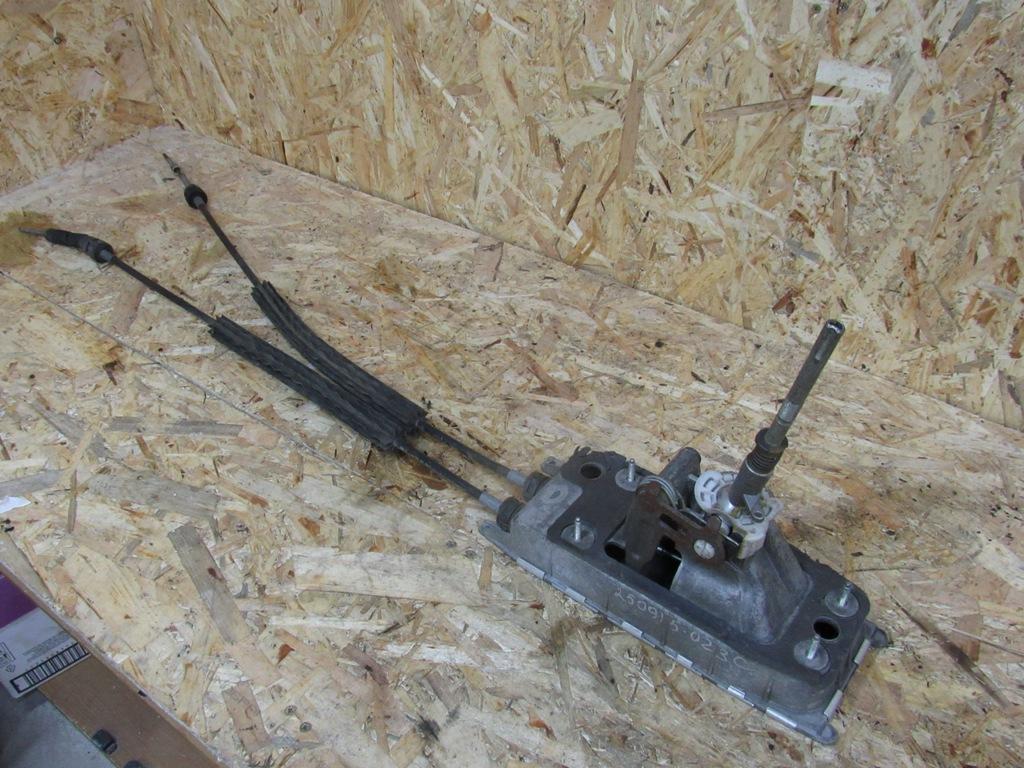 кулиса SEAT Leon 2 поколение 2006, 1K0711061B - фото №1