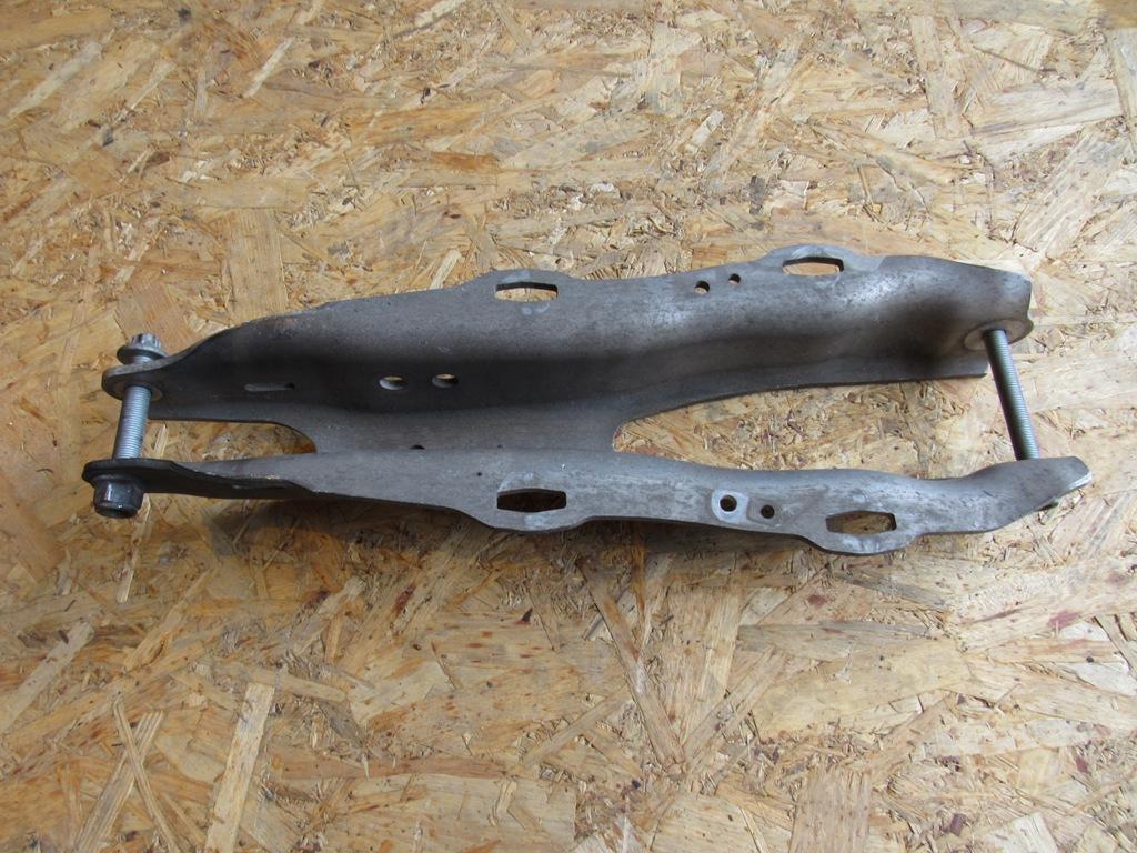 рычаг задний нижний Mercedes-Benz S-Класс W222/C217/A217 2013, 3.5 л., дизель, седан - фото №1