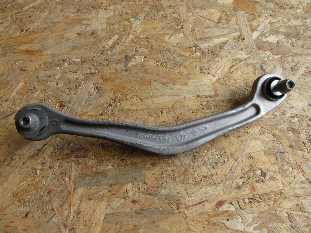 рычаг задний правый Mercedes-Benz S-Класс W222/C217/A217 2013, 3.5 л., дизель, седан, 2213520009 - фото №1