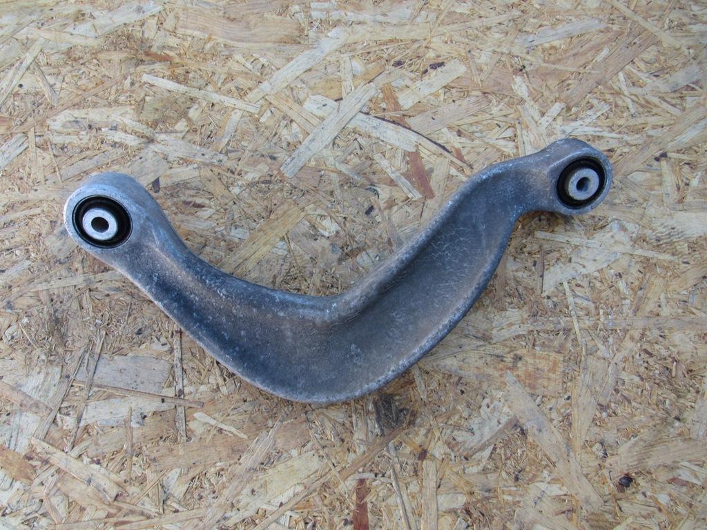 рычаг задний правый Audi A4 B8/8K 2010, 8K0505324H - фото №1