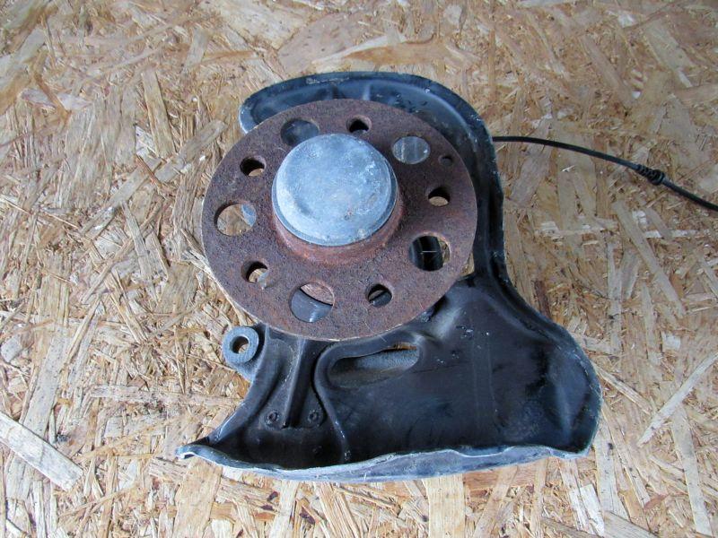 ступица передняя правая Mercedes-Benz C-Класс W204/S204 2006 - фото №1