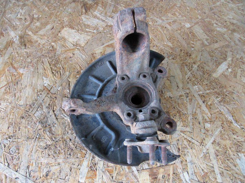 ступица передняя левая Volkswagen Golf 6 поколение 2008 - фото №1