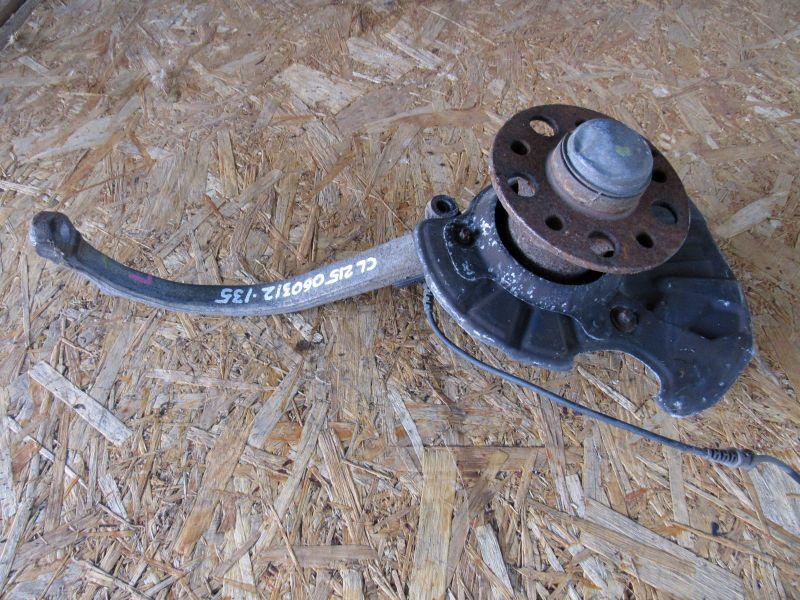 ступица передняя левая Mercedes-Benz CL-Класс C215 1999 - фото №1