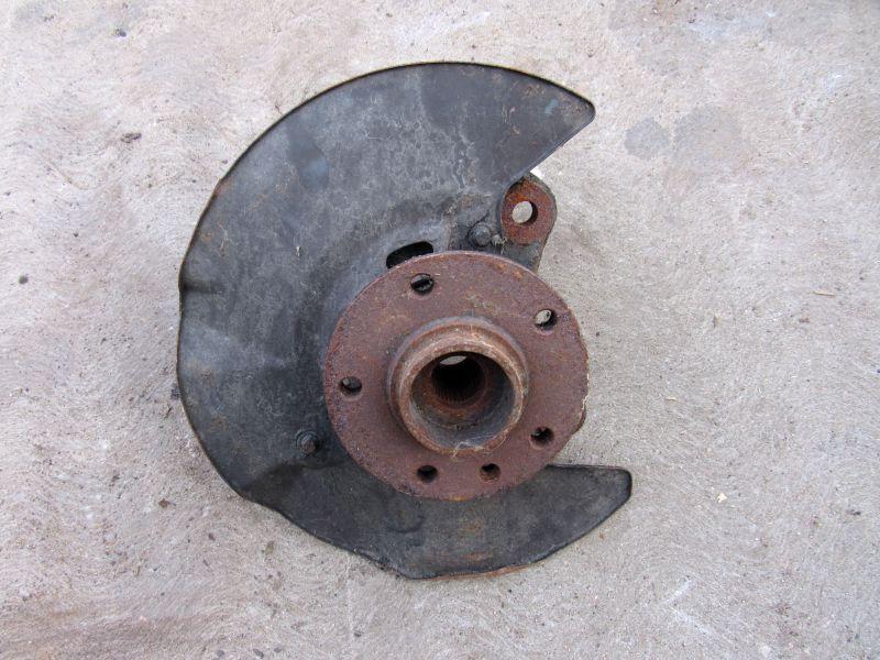 ступица передняя правая Volkswagen Multivan T5 2003, 2H0258G - фото №1