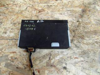 CD-чейнджер Toyota Land Cruiser J100 [рестайлинг] 2003