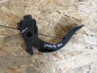 педаль Audi A7 4G 2010, 4H1723523