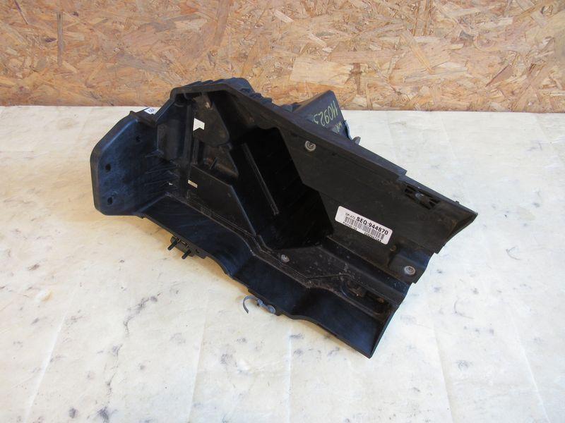 крепление аккумулятора Jeep Wrangler 4 поколение 2023, 2.0 л., бензин, АКПП, 68428473AA - фото №1