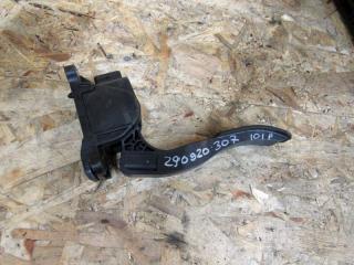 педаль Mercedes-Benz Sprinter 2 поколение (W906) 2006, 9063000304