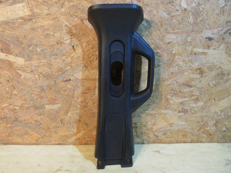 обшивка стойки центральной правой Jeep Wrangler 4 поколение 2023, 2.0 л., бензин, АКПП - фото №1