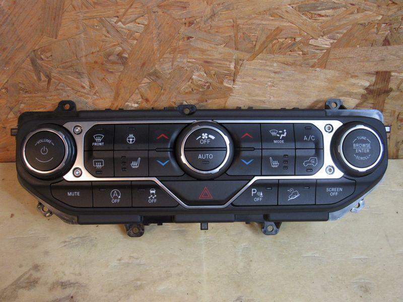 блок управления печки / климат-контроля Jeep Wrangler 4 поколение 2023, 2.0 л., бензин, АКПП - фото №1