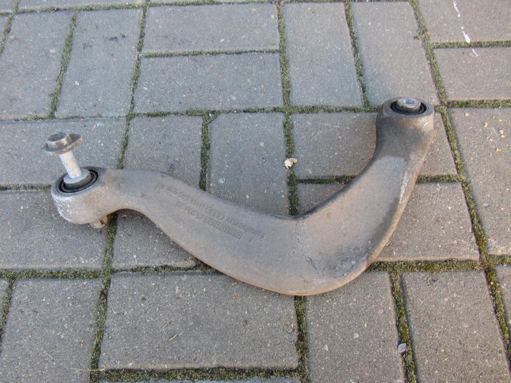 рычаг задний правый Audi A8 D4/4H 2011, 3.0 л., дизель, 8K0505324H - фото №1