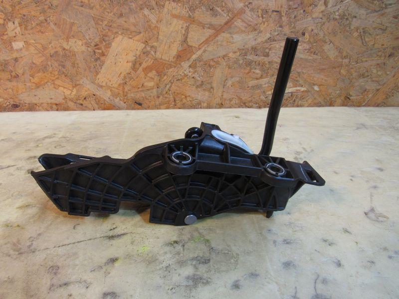 кулиса Jeep Wrangler 4 поколение 2023, 2.0 л., бензин, АКПП, 04670724AA - фото №1