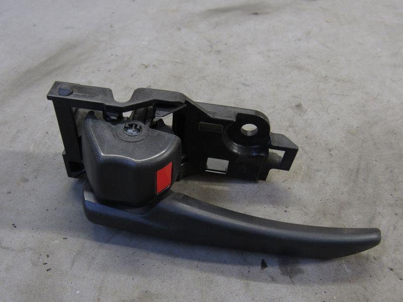 ручка внутренняя передняя левая Toyota RAV4 5 поколение (XA50) 2019, 69274-33060 - фото №1