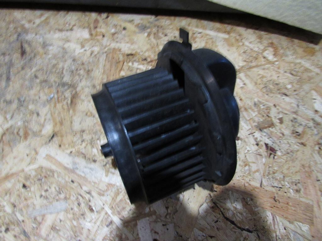 моторчик печки Volkswagen Multivan T5 2003, 7H0819021 - фото №1