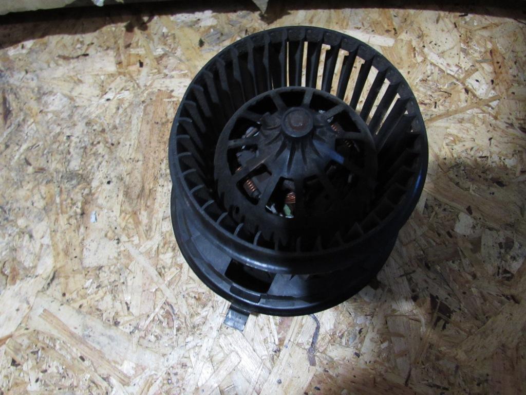 моторчик печки Volkswagen Multivan T5 2003, 7H0819021 - фото №1