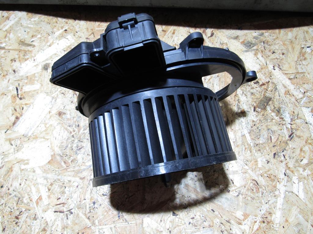 моторчик печки Mercedes-Benz GL-Класс X166 2012, 1669066100 - фото №1