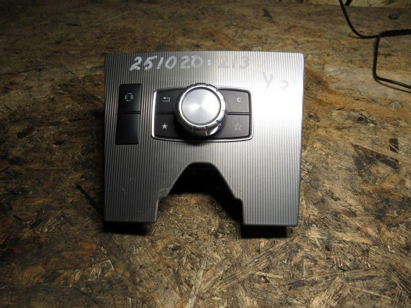 кнопка (выключатель) Mercedes-Benz E-Класс W212/S212/C207/A207 2009, 2129051302 - фото №1