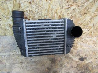интеркулер Audi A6 4F/C6 [рестайлинг] 2010, 3.0 л., дизель, 4F0145806T